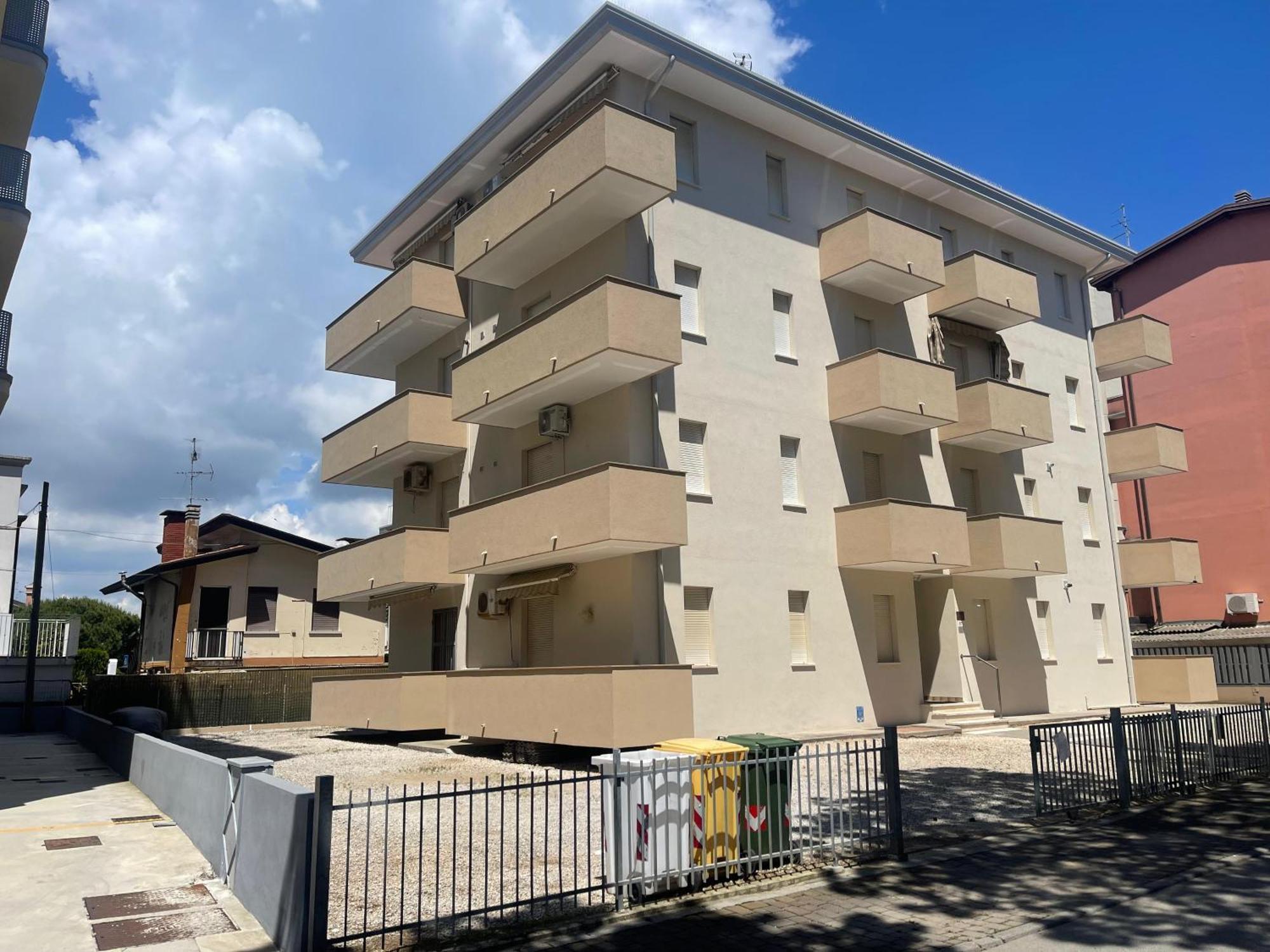 Condominio Cristina - Agenzia Cocal Caorle Bagian luar foto